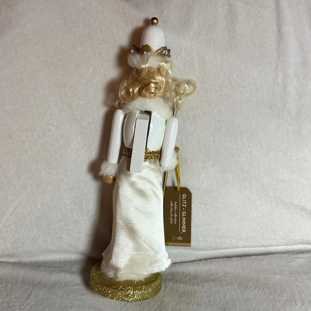 Wooden Christmas Nutcracker, 14